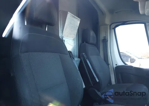 2014 Ram Promaster 2500 High Roof из США, поврежденный, VIN 3C6TRVCD1EE130096